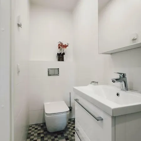 Brand New & Modern Luxury Designer Nr. 45 Apartamento